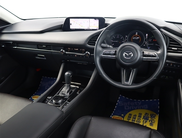 マツダ ＭＡＺＤＡ３　セダン １．８ ＸＤ Ｌパッケージ ディーゼルターボ R1年 (関東) 99