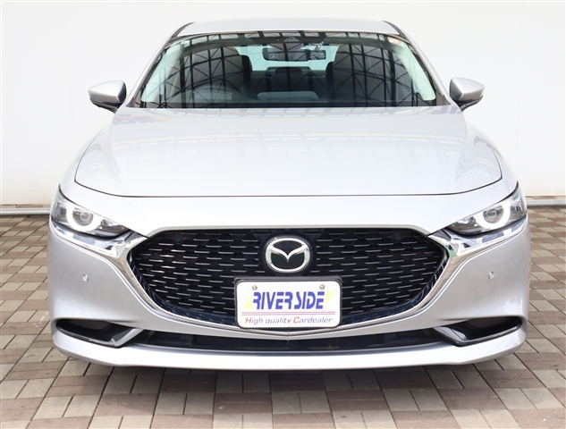 マツダ ＭＡＺＤＡ３　セダン １．８ ＸＤ Ｌパッケージ ディーゼルターボ R1年 (関東) 99