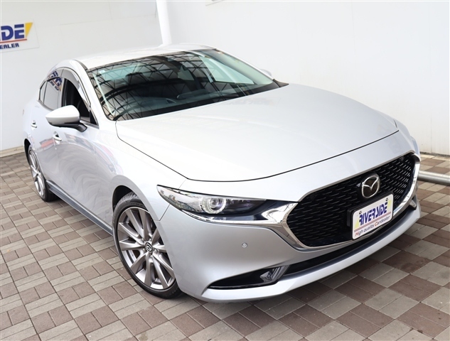 マツダ ＭＡＺＤＡ３　セダン １．８ ＸＤ Ｌパッケージ ディーゼルターボ R1年 (関東) 99