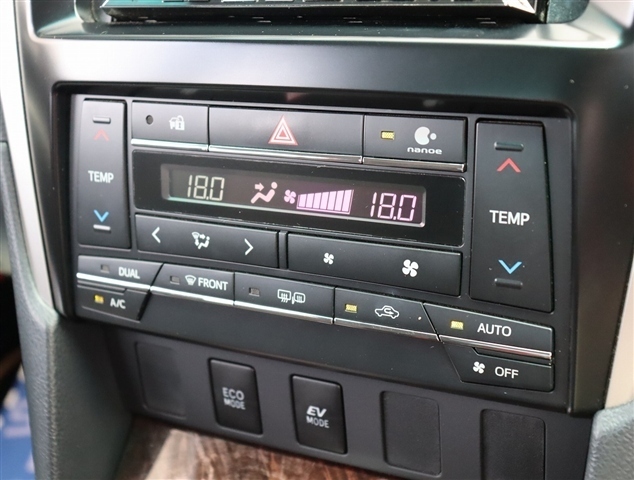 トヨタ カムリ　ハイブリッド ２．５ Ｇパッケージ プレミアムブラック H28年 (関東) 99