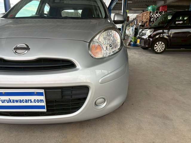 日産 マーチ １．２ １２Ｓ Ｖパッケージ H25年 (九州・沖縄) 99