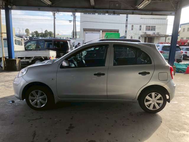 日産 マーチ １．２ １２Ｓ Ｖパッケージ H25年 (九州・沖縄) 99