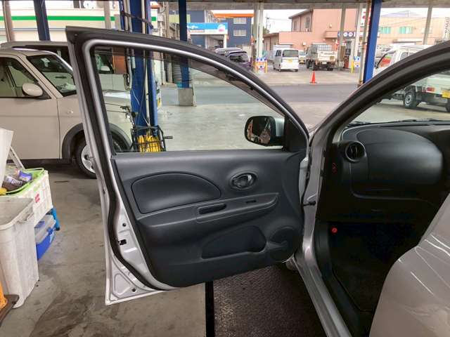 日産 マーチ １．２ １２Ｓ Ｖパッケージ H25年 (九州・沖縄) 99