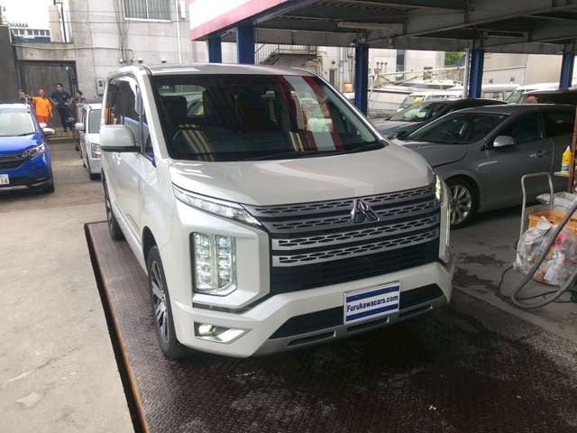 三菱 デリカ　Ｄ：５ ２．２ Ｇ ディーゼルターボ ４ＷＤ R3年 (九州・沖縄) 99