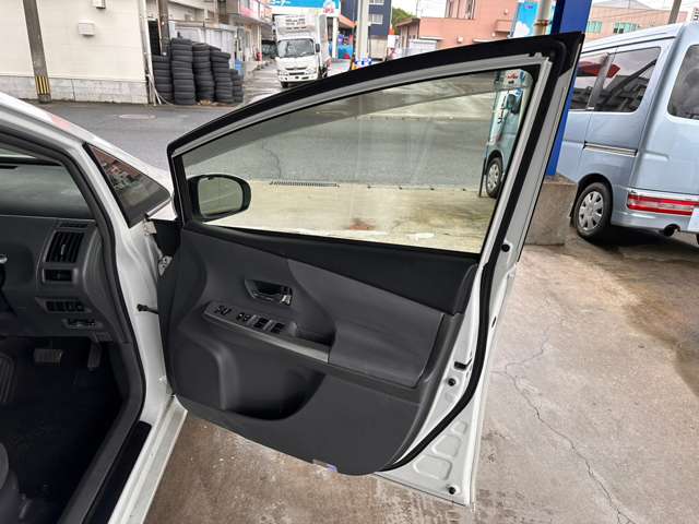 トヨタ プリウスΑ １．８ Ｓ ツーリングセレクション H26年 (九州・沖縄) 99
