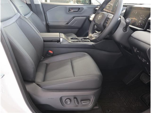 トヨタ ＲＡＶ４ ２．５ Ｚ Ｅ－ＦＯＵＲ ４ＷＤ R8年 (東海) 99