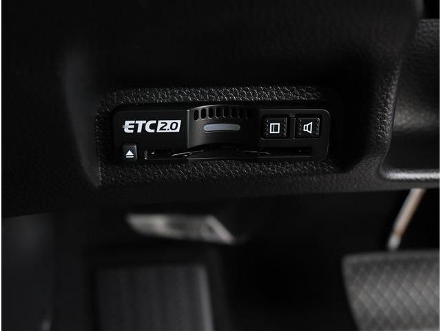 ホンダ ヴェゼル １．５ Ｅ：ＨＥＶ Ｚ プレイパッケージ R8年 (東海) 99