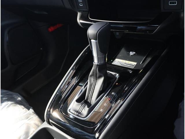 ホンダ ヴェゼル １．５ Ｅ：ＨＥＶ Ｚ プレイパッケージ R8年 (東海) 99
