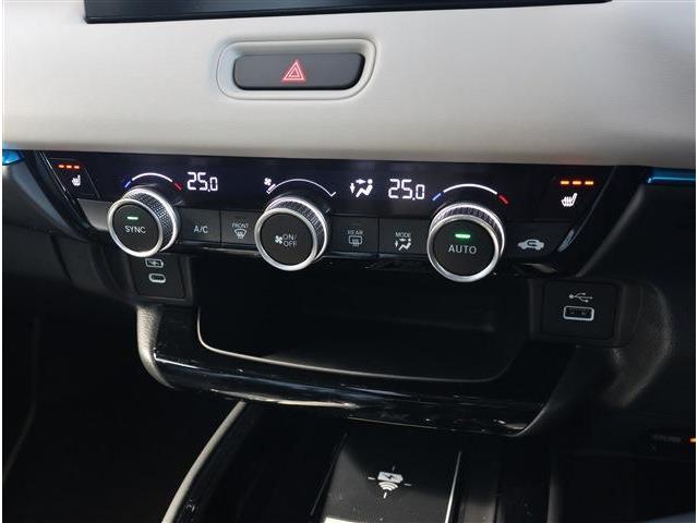 ホンダ ヴェゼル １．５ Ｅ：ＨＥＶ Ｚ プレイパッケージ R8年 (東海) 99