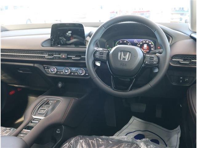 ホンダ ＺＲ－Ｖ ２．０ Ｅ：ＨＥＶ Ｘ R8年 (東海) 99