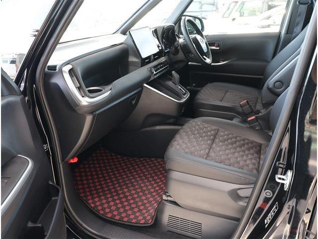 トヨタ ヴォクシー １．８ ハイブリッド Ｓ－Ｚ R7年 (東海) 99