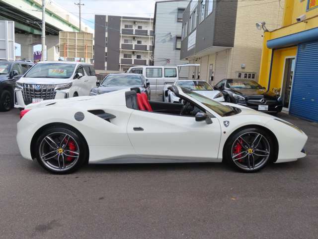 フェラーリ ４８８スパイダー Ｆ１ ＤＣＴ H28年 (東海) 99