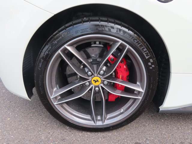 フェラーリ ４８８スパイダー Ｆ１ ＤＣＴ H28年 (東海) 99