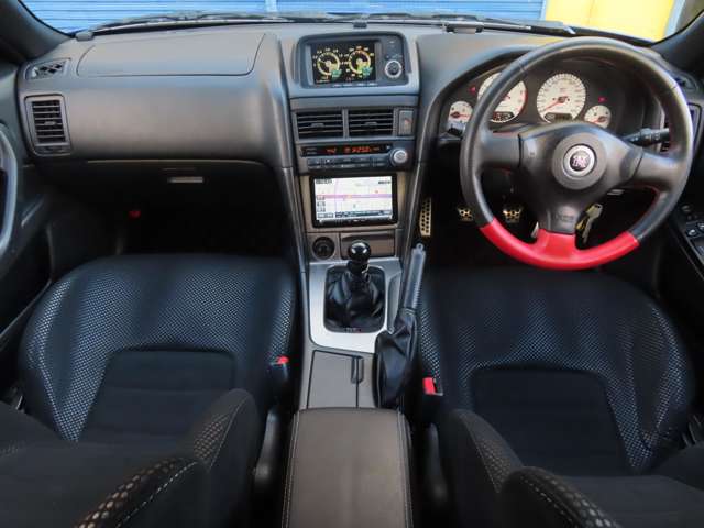 日産 スカイラインＧＴ−Ｒ ２．６ ＶスペックＩＩ ４ＷＤ H13年 (東海) 99