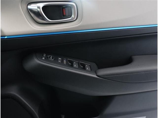 ホンダ ヴェゼル １．５ Ｅ：ＨＥＶ Ｚ プレイパッケージ R8年 (東海) 99