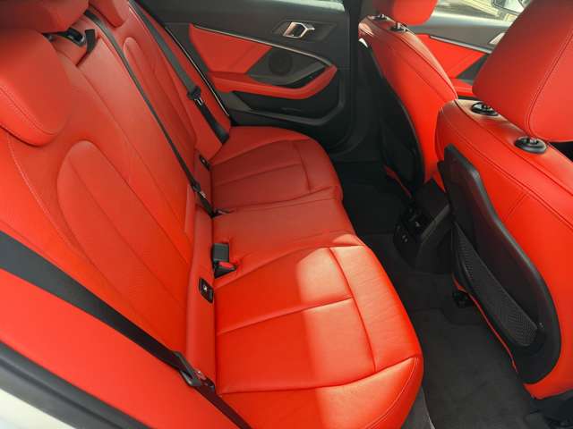 ＢＭＷ １シリーズ １１８Ｄ Ｍスポーツ エディション ジョイ プラス ディーゼルターボ R3年 (東海) 99