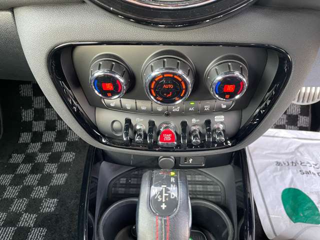 ミニ ミニクラブマン ジョン・クーパー・ワークス ４ＷＤ H30年 (東海) 99