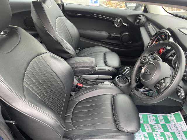 ミニ ミニ クーパーＳ ３ドア ＤＣＴ R1年 (東海) 99