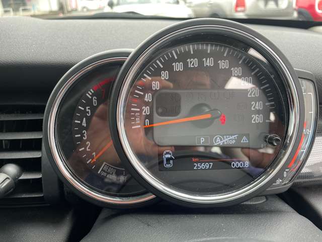 ミニ ミニ クーパーＳ ３ドア ＤＣＴ R1年 (東海) 99