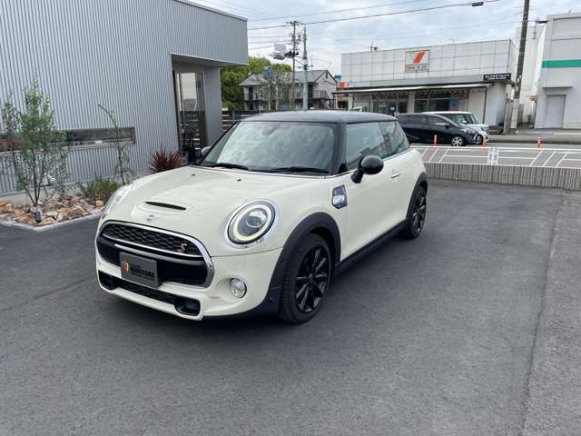 ミニ ミニ クーパーＳ ３ドア ＤＣＴ R1年 (東海) 99