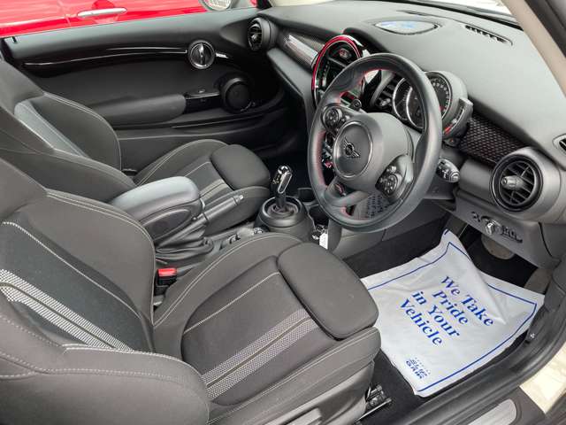 ミニ ミニ クーパーＳ ３ドア ＤＣＴ R1年 (東海) 99