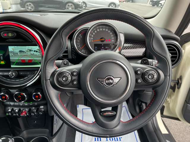 ミニ ミニ クーパーＳ ３ドア ＤＣＴ R1年 (東海) 99