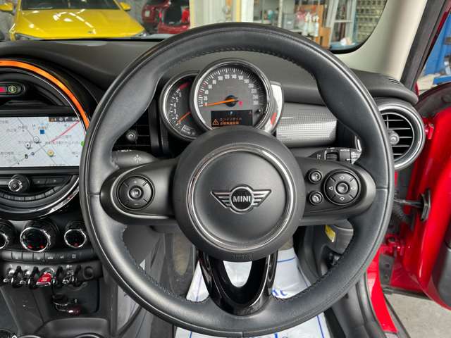 ミニ ミニ クーパー ５ドア ＤＣＴ R1年 (東海) 99