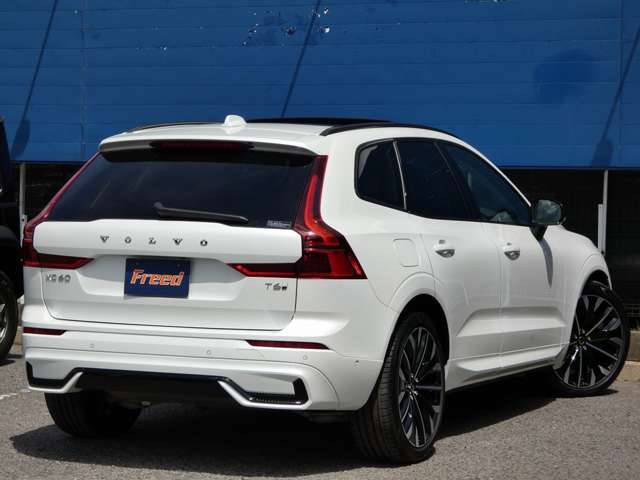 ボルボ ＸＣ６０ ウルトラ Ｔ６ ＡＷＤ プラグイン ハイブリッド ４ＷＤ R7年 (東海) 99
