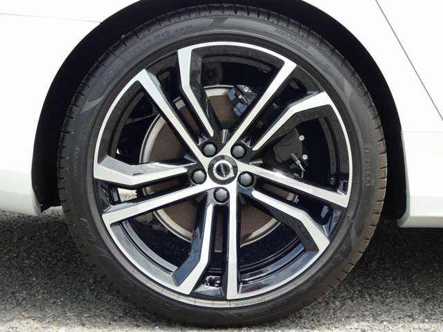 ボルボ Ｓ９０ リチャージ アルティメット Ｔ８ ＡＷＤ プラグイン ハイブリッド ４ＷＤ R6年 (東海) 99