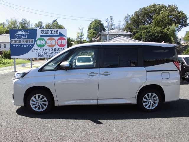トヨタ ノア ２．０ Ｇ ４ＷＤ R5年 (東海) 99