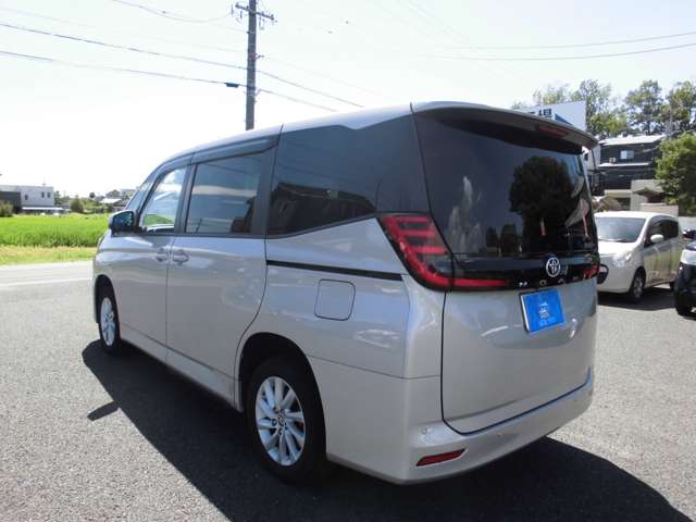 トヨタ ノア ２．０ Ｇ ４ＷＤ R5年 (東海) 99