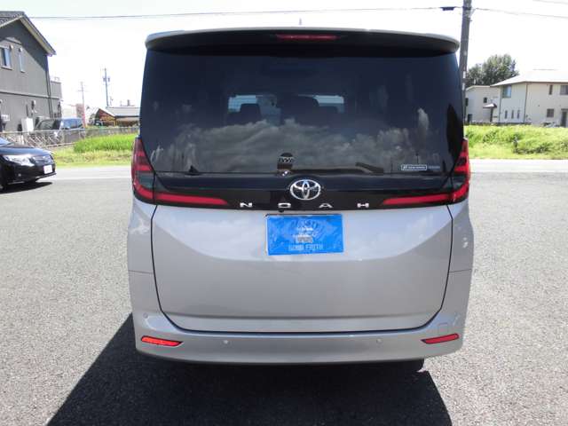トヨタ ノア ２．０ Ｇ ４ＷＤ R5年 (東海) 99