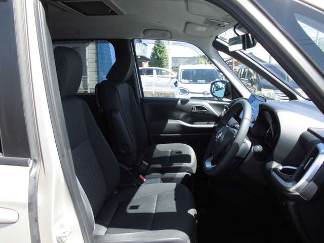 トヨタ ノア ２．０ Ｇ ４ＷＤ R5年 (東海) 99