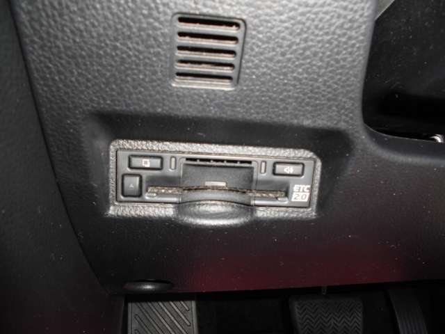 トヨタ ノア ２．０ Ｇ ４ＷＤ R5年 (東海) 99