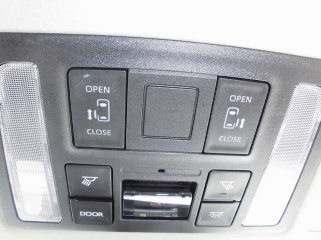 トヨタ ノア ２．０ Ｇ ４ＷＤ R5年 (東海) 99