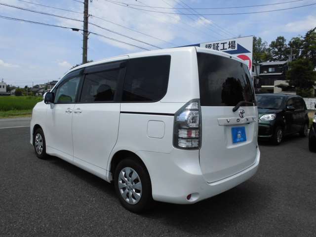 トヨタ ヴォクシー ２．０ Ｘ Ｌエディション H23年 (東海) 99
