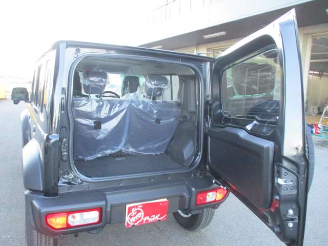 スズキ ジムニー　ノマド １．５ ＦＣ ４ＷＤ R7年 (東海) 99