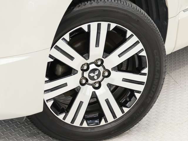 三菱 デリカ　Ｄ：５ ２．２ Ｐ ディーゼルターボ ４ＷＤ R1年 (東海) 99