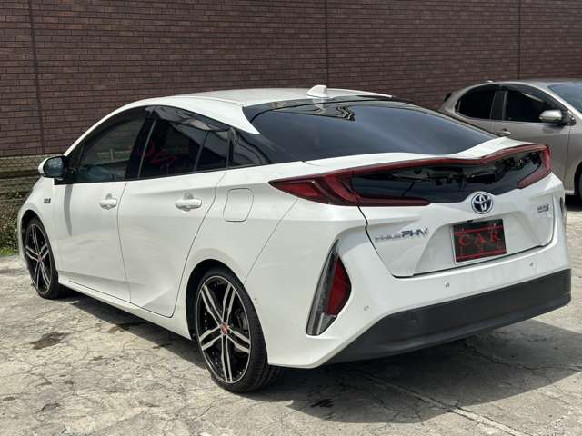 トヨタ プリウスＰＨＶ １．８ Ａ H29年 (関東) 99