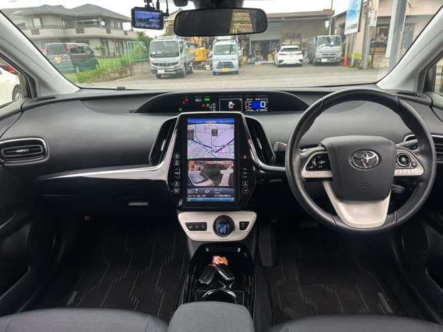 トヨタ プリウスＰＨＶ １．８ Ｓ ナビパッケージ H29年 (関東) 99
