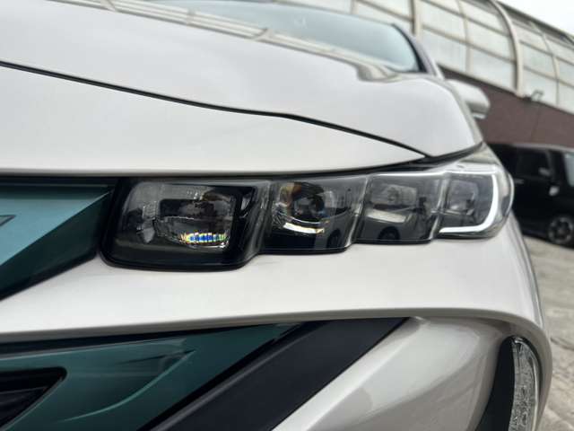 トヨタ プリウスＰＨＶ １．８ Ｓ ナビパッケージ H29年 (関東) 99