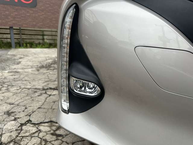 トヨタ プリウスＰＨＶ １．８ Ｓ ナビパッケージ H29年 (関東) 99