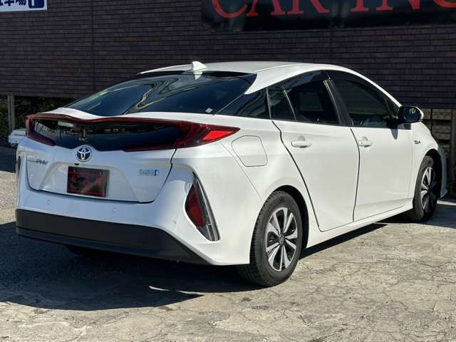トヨタ プリウスＰＨＶ １．８ Ｓ セーフティパッケージ R4年 (関東) 99