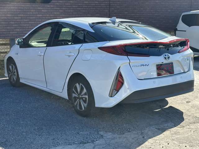 トヨタ プリウスＰＨＶ １．８ Ｓ セーフティパッケージ R4年 (関東) 99