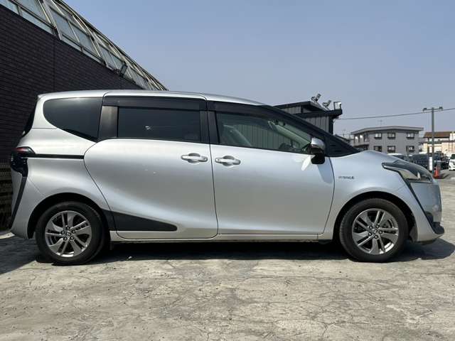 トヨタ シエンタ　ハイブリッド ハイブリッド １．５ Ｇ H28年 (関東) 99