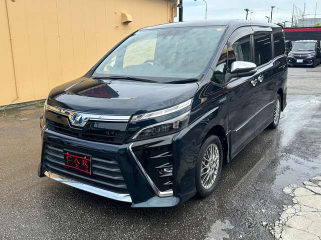 トヨタ ヴォクシー １．８ ハイブリッド ＺＳ 煌 H29年 (関東) 99