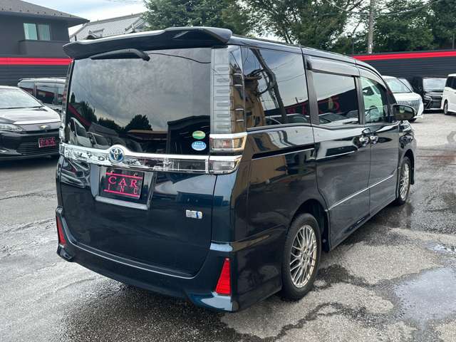トヨタ ヴォクシー １．８ ハイブリッド ＺＳ 煌 H29年 (関東) 99