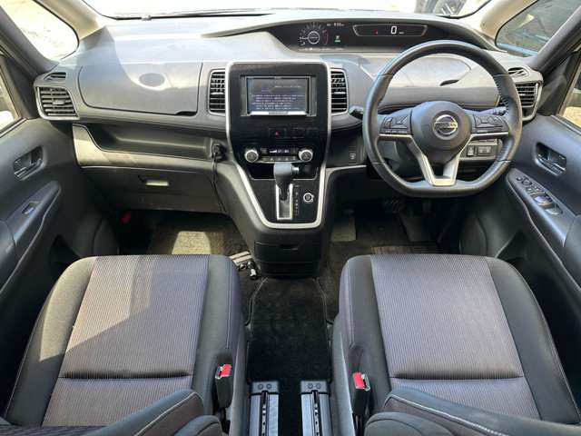 日産 セレナ ２．０ ハイウェイスター Ｖセレクション H29年 (関東) 99
