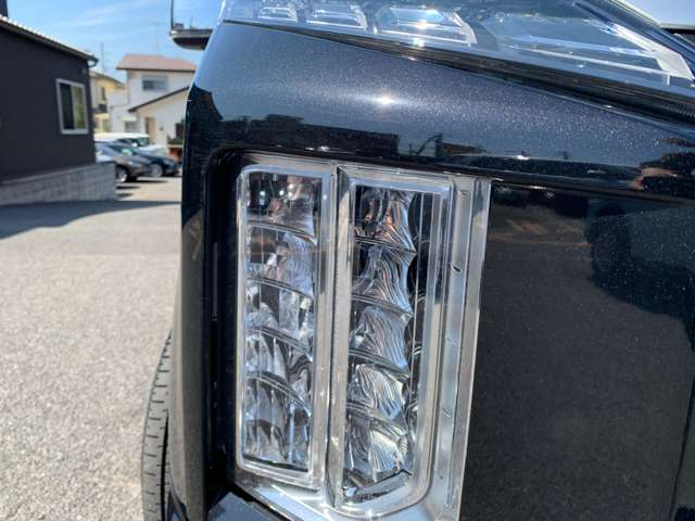 三菱 デリカ　Ｄ：５ ２．２ Ｐ ディーゼルターボ ４ＷＤ R4年 (関東) 99