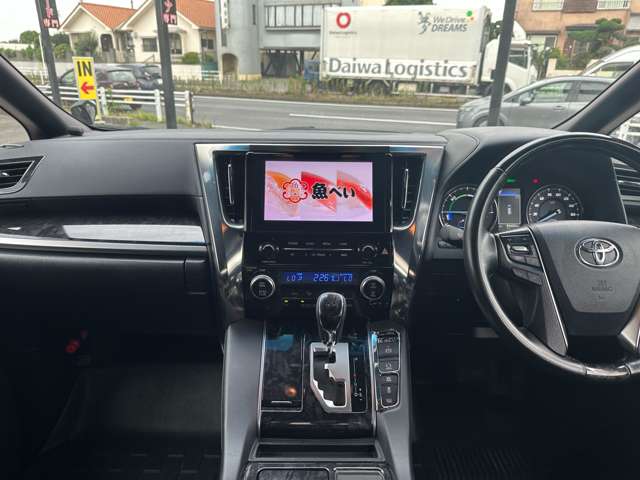 トヨタ アルファード　ハイブリッド ハイブリッド ２．５ Ｓ タイプゴールド Ｅ－ＦＯＵＲ ４ＷＤ R2年 (関東) 99